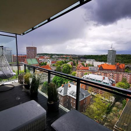 Walowa Tower Apartments Гданск Екстериор снимка