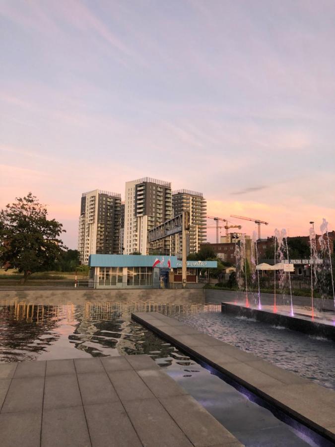 Walowa Tower Apartments Гданск Екстериор снимка